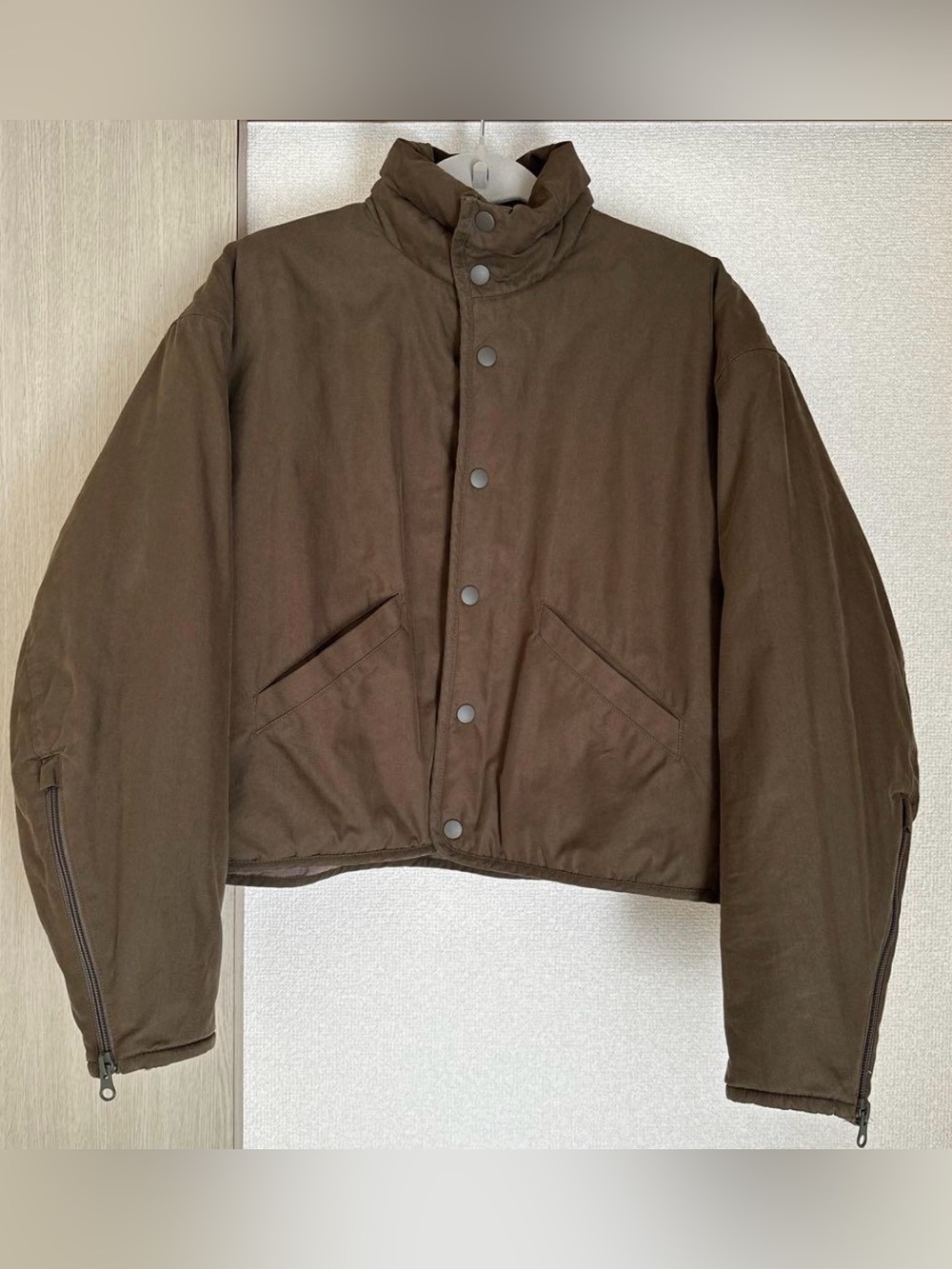 Lemaire Uniqlo U Olive Warmer Jacket
Army Green Crop Puffer Coat Small like New - Picture 4 of 8